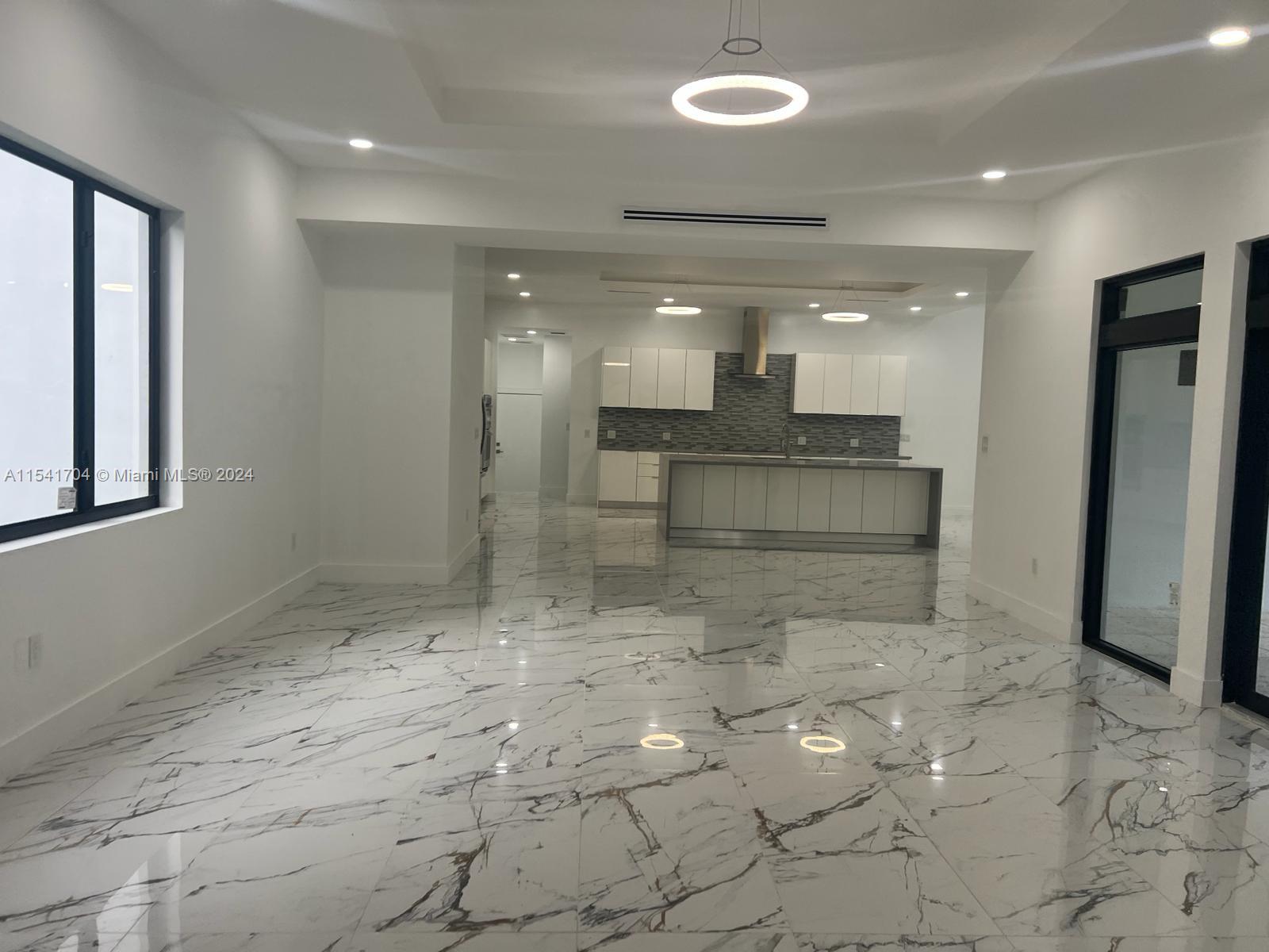 5455 Southwest 60th Court Miami, FL 33155 - Photo 9 of 68