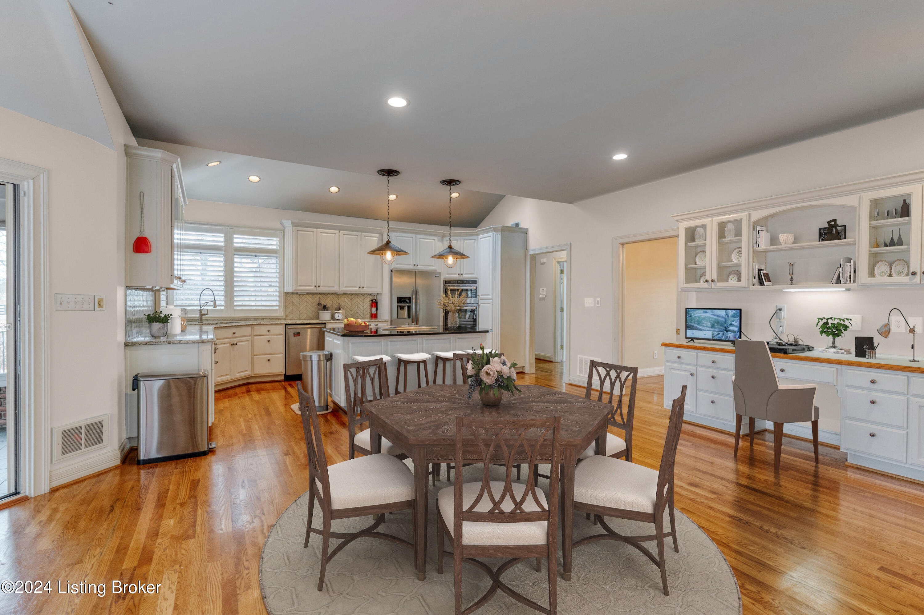 2024 Todds Point Road Simpsonville, KY 40067 - Photo 19 of 50 1705348954646_1192