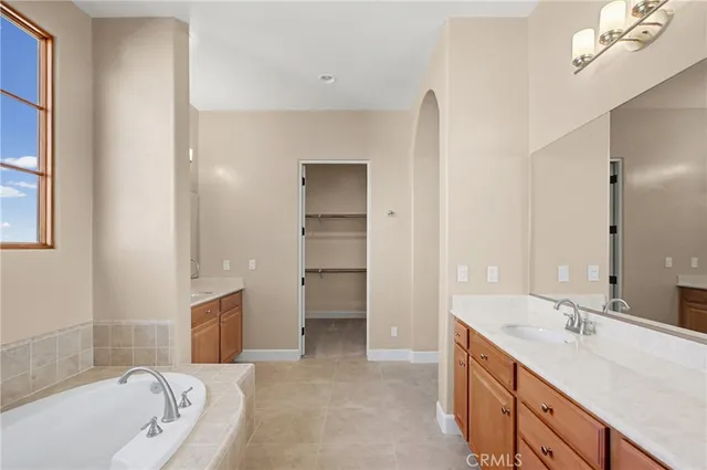 $1,150,000 | 860 Vista Del Rio, Nipomo, CA 93444