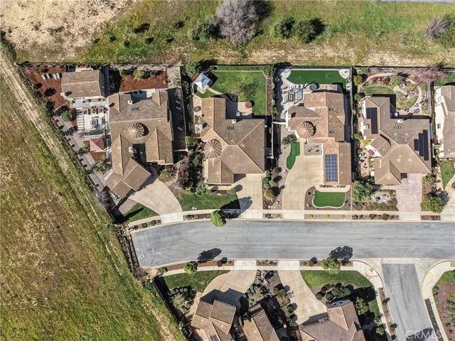 $1,150,000 | 860 Vista Del Rio, Nipomo, CA 93444
