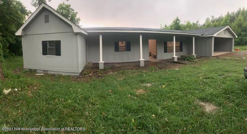6436 East Tate Road Coldwater, MS 38618 - Photo 1 of 5 ACAE3BFF-9329-46BC-ABD9-34FB9E9CFE7C