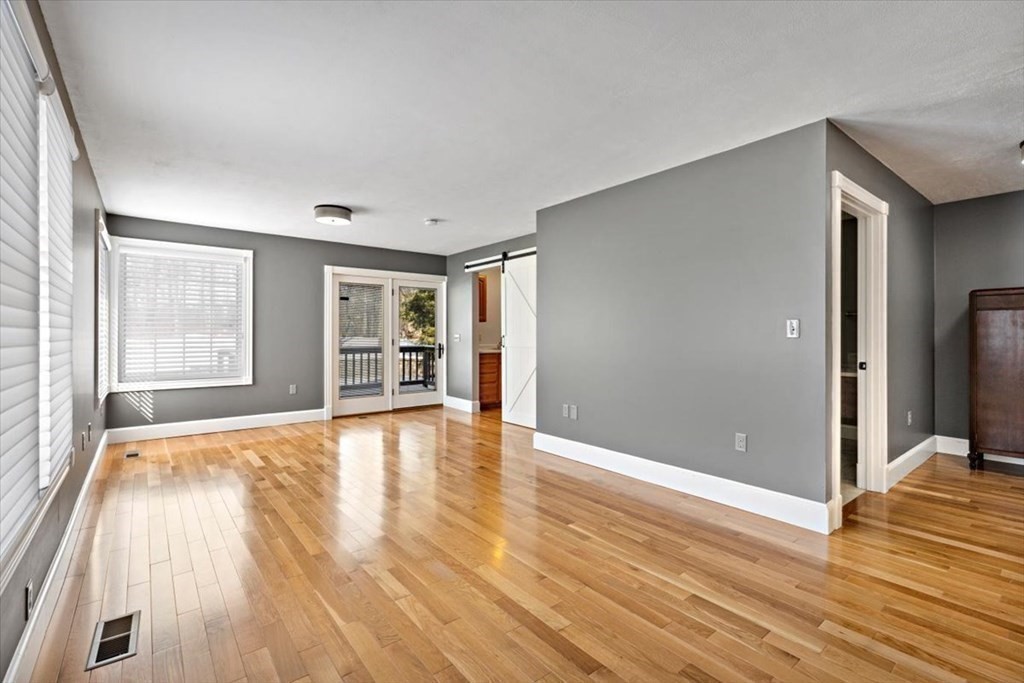 155 Carriage Road Chicopee, MA 01013 - Photo 13 of 40 Gallery Image 13