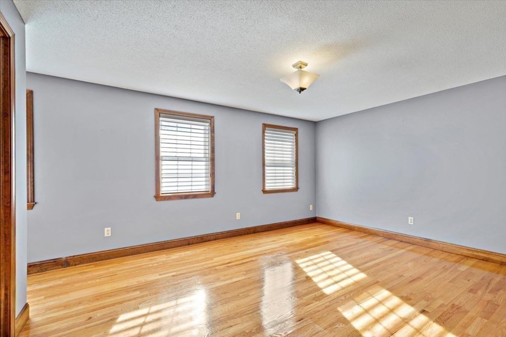 155 Carriage Road Chicopee, MA 01013 - Photo 29 of 40 Gallery Image 29