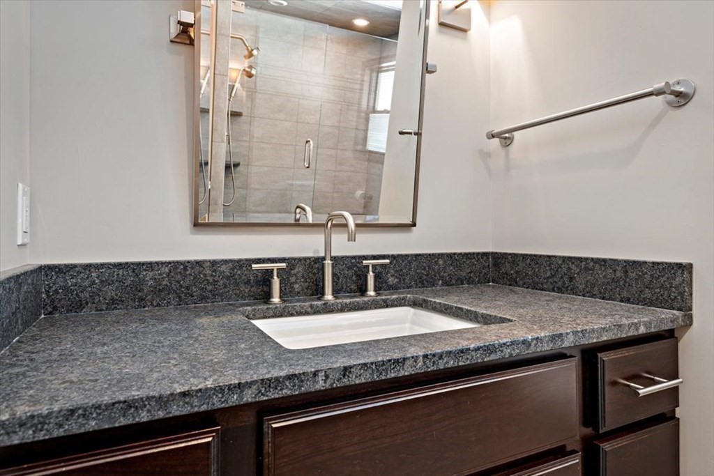 155 Carriage Road Chicopee, MA 01013 - Photo 35 of 40 Gallery Image 35