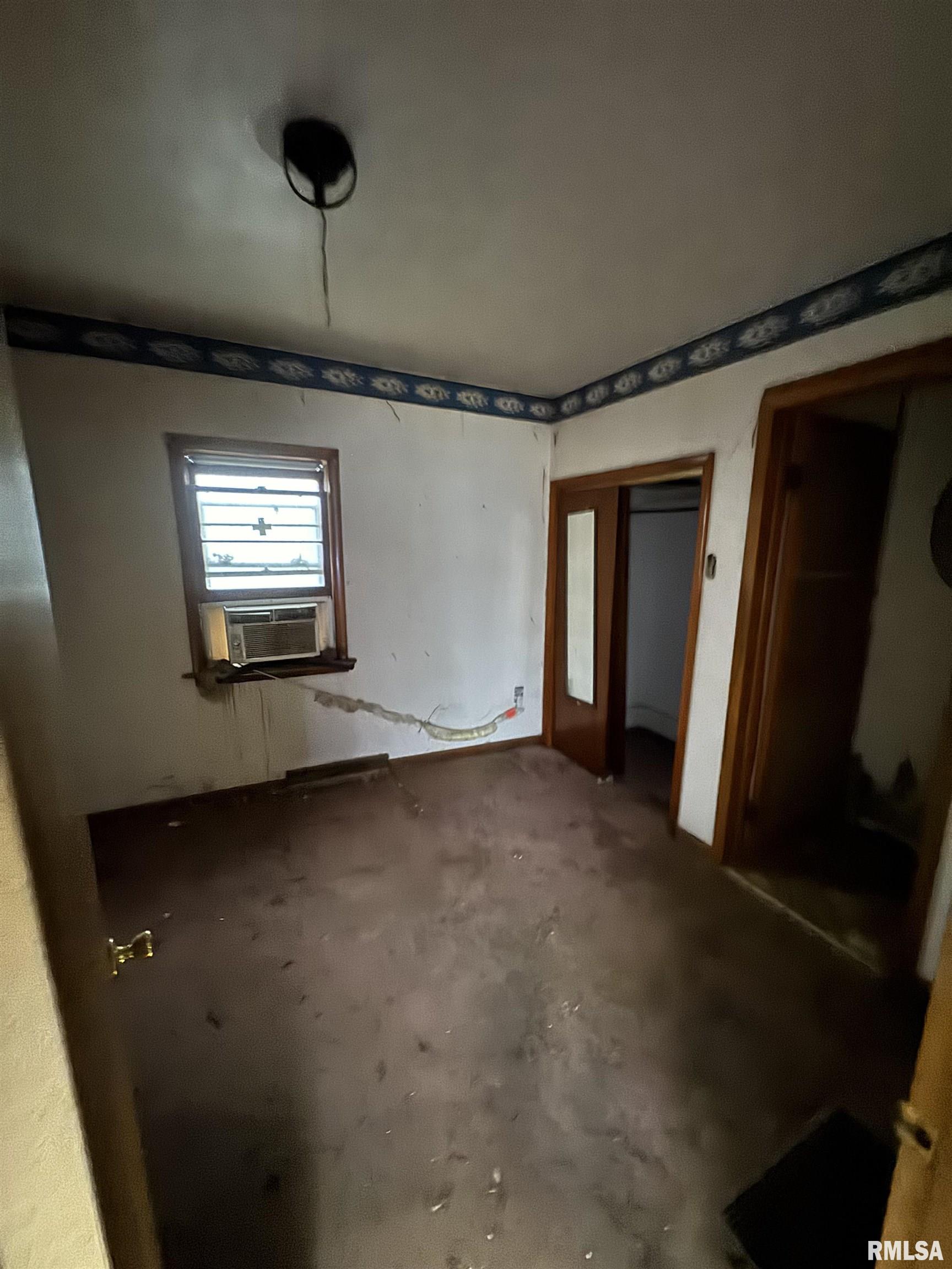 1008 3rd Street Lincoln, IL 62656 - Photo 14 of 28