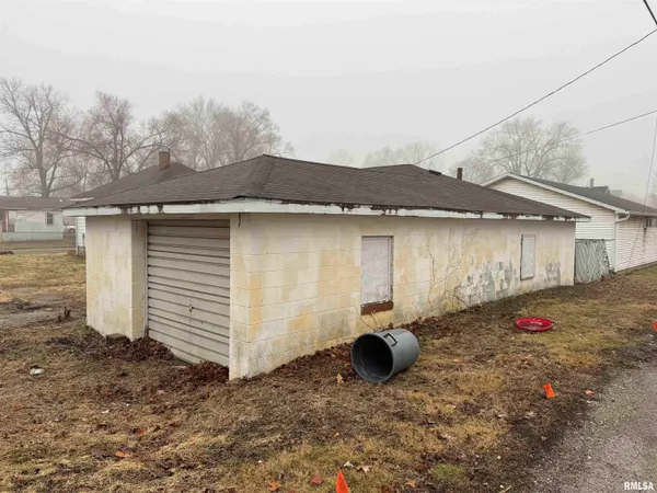 $30,000 | 1008 3rd Street, Lincoln, IL 62656