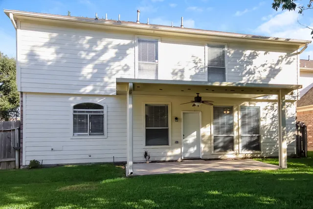 $2,105 | 20327 Wild Berry Drive, Katy, TX 77449