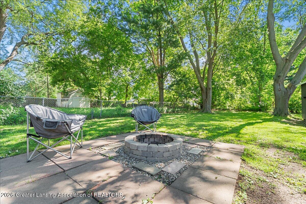 5937 Hughes Road Lansing, MI 48911 - Photo 29 of 36 28-Media Jett - 28