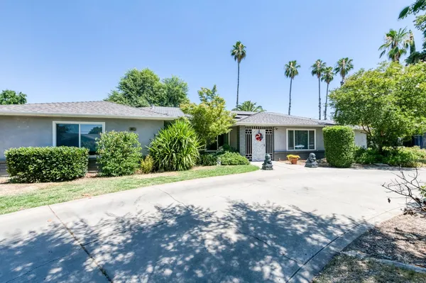 $770,000 | 36837 Berkshire Drive, Madera, CA 93636