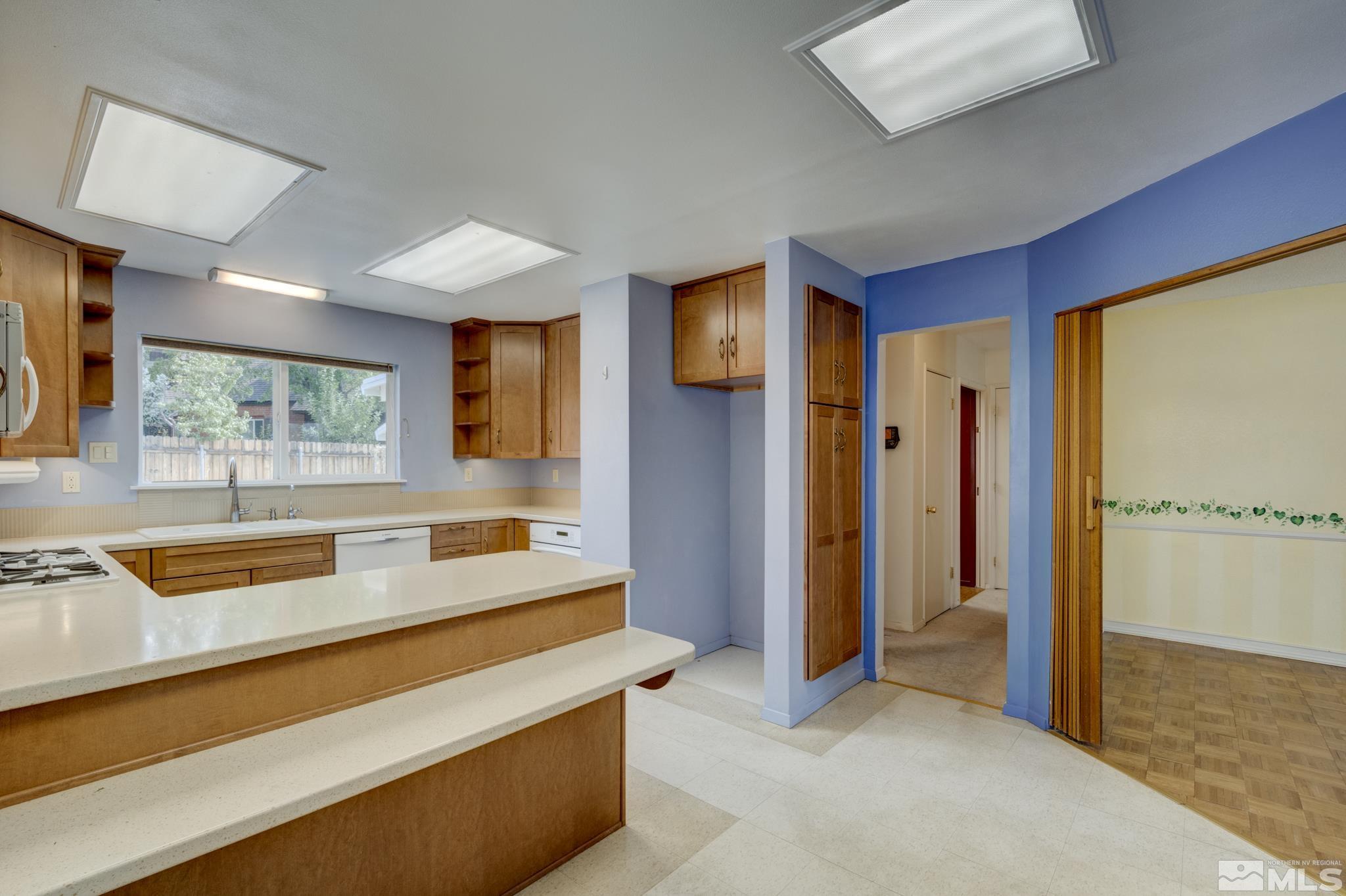 1700 O Farrell Street Reno, NV 89503 - Photo 3 of 22
