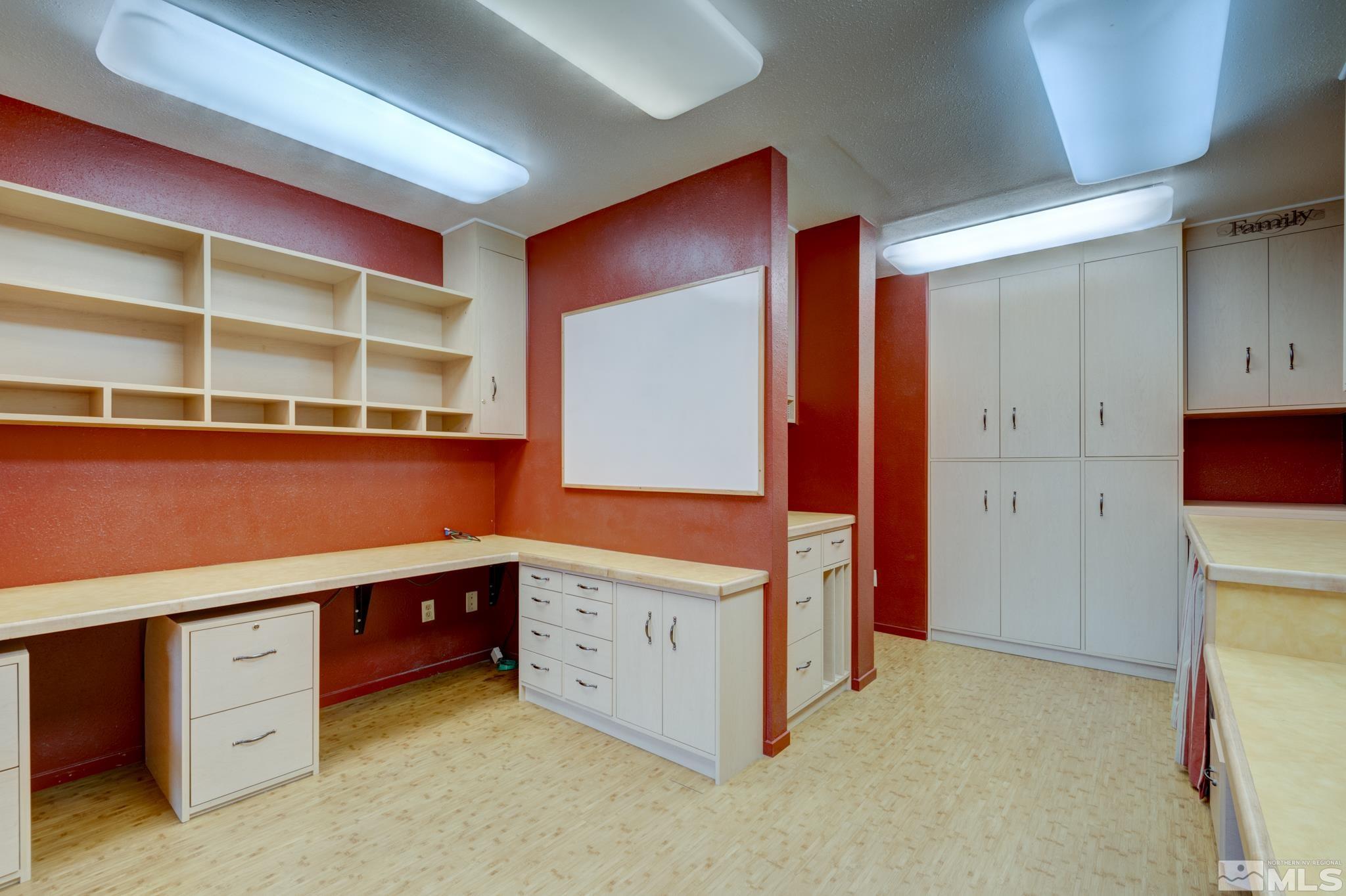 1700 O Farrell Street Reno, NV 89503 - Photo 8 of 22 a room with a bed and a dresser