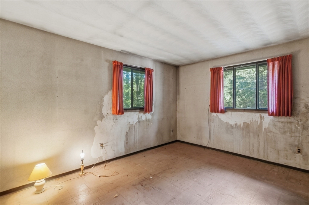 4 Porter Road Chelmsford, MA 01824 - Photo 25 of 32 Gallery Image 25