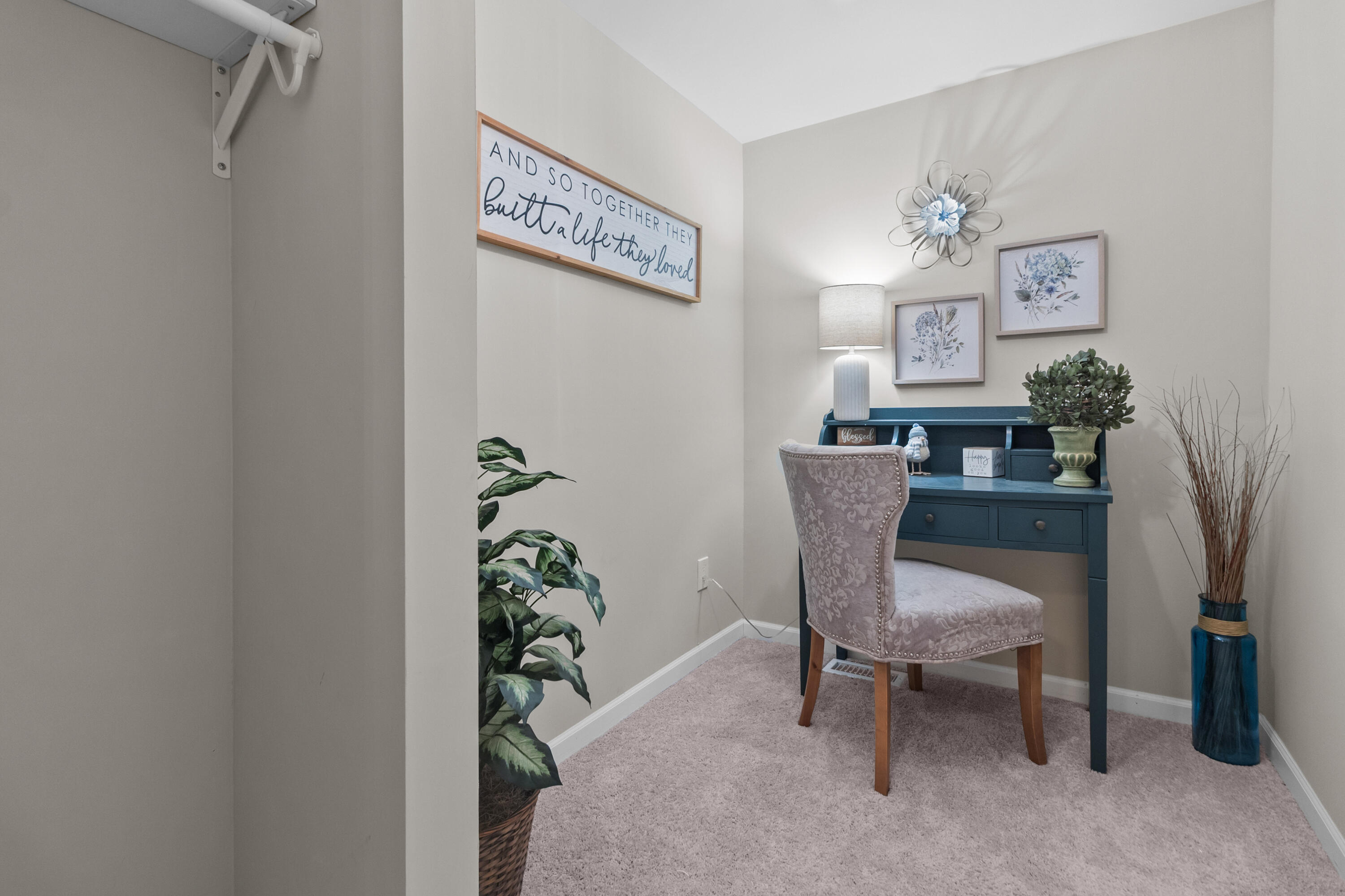 N6583 Daffodil Road Sugar Creek, WI 53121 - Photo 11 of 15 CC6