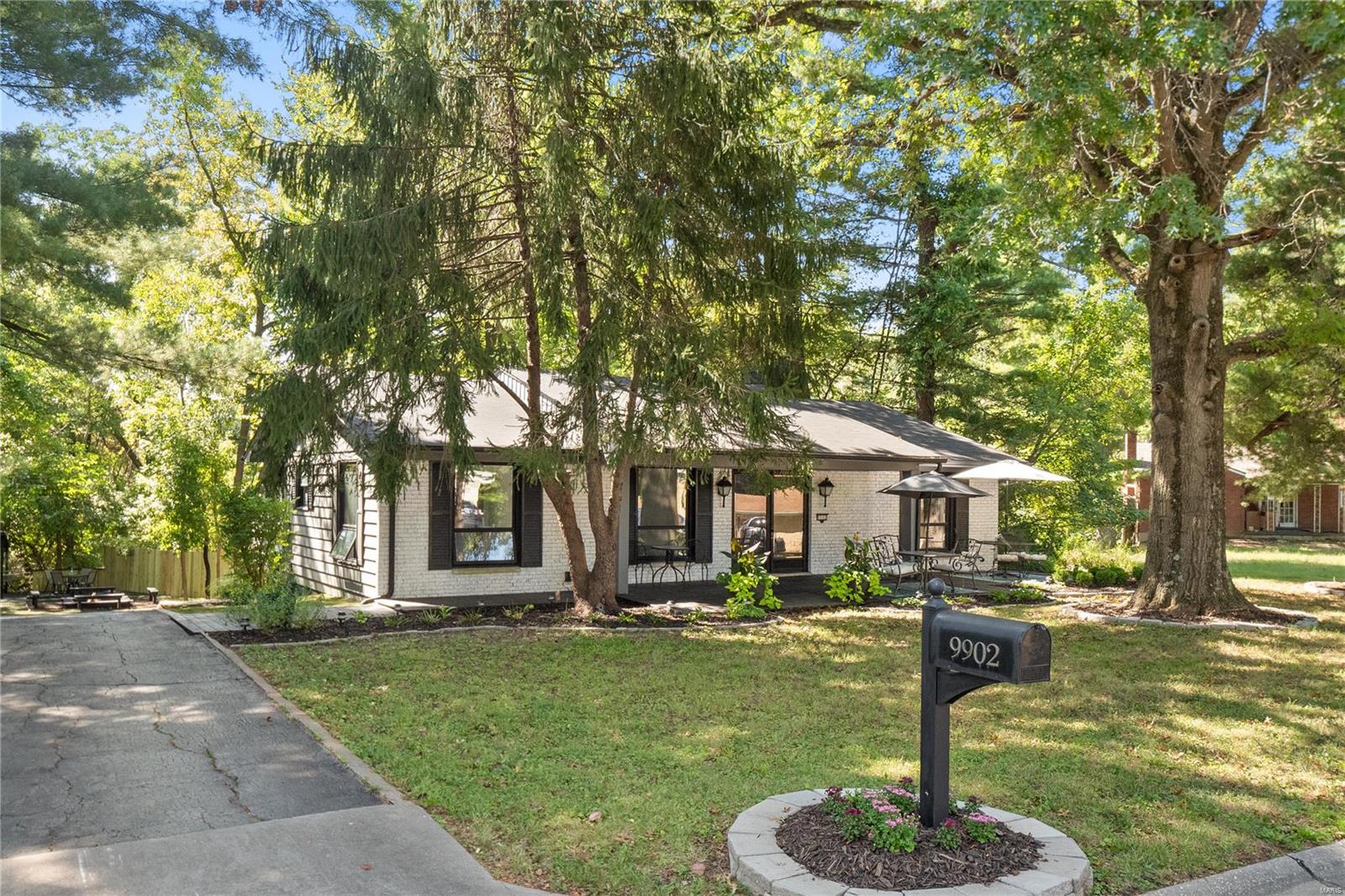 9902 South Road Fairview Heights, IL 62208 - Photo 3 of 47