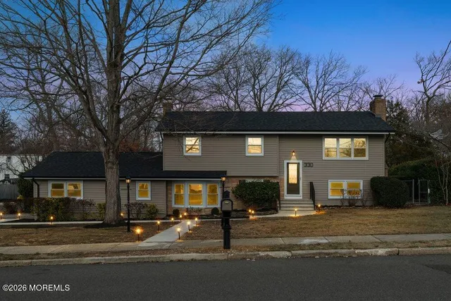 $675,000 | 330 Cokes Drive, Toms River, NJ 08753