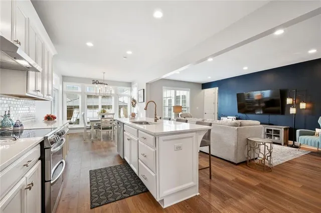 $750,000 | 307 Harlequin Street, Cranberry Township, PA 16066