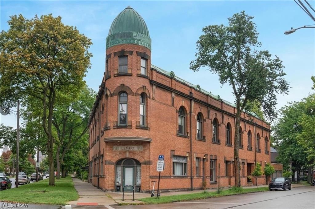 2337 West 11th Street, Unit 6 Cleveland, OH 44113 - Photo 1 of 30