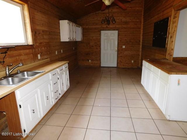 4184 St Johns Road Frankfort, KY 40601 - Photo 27 of 36 Kitchen (5)
