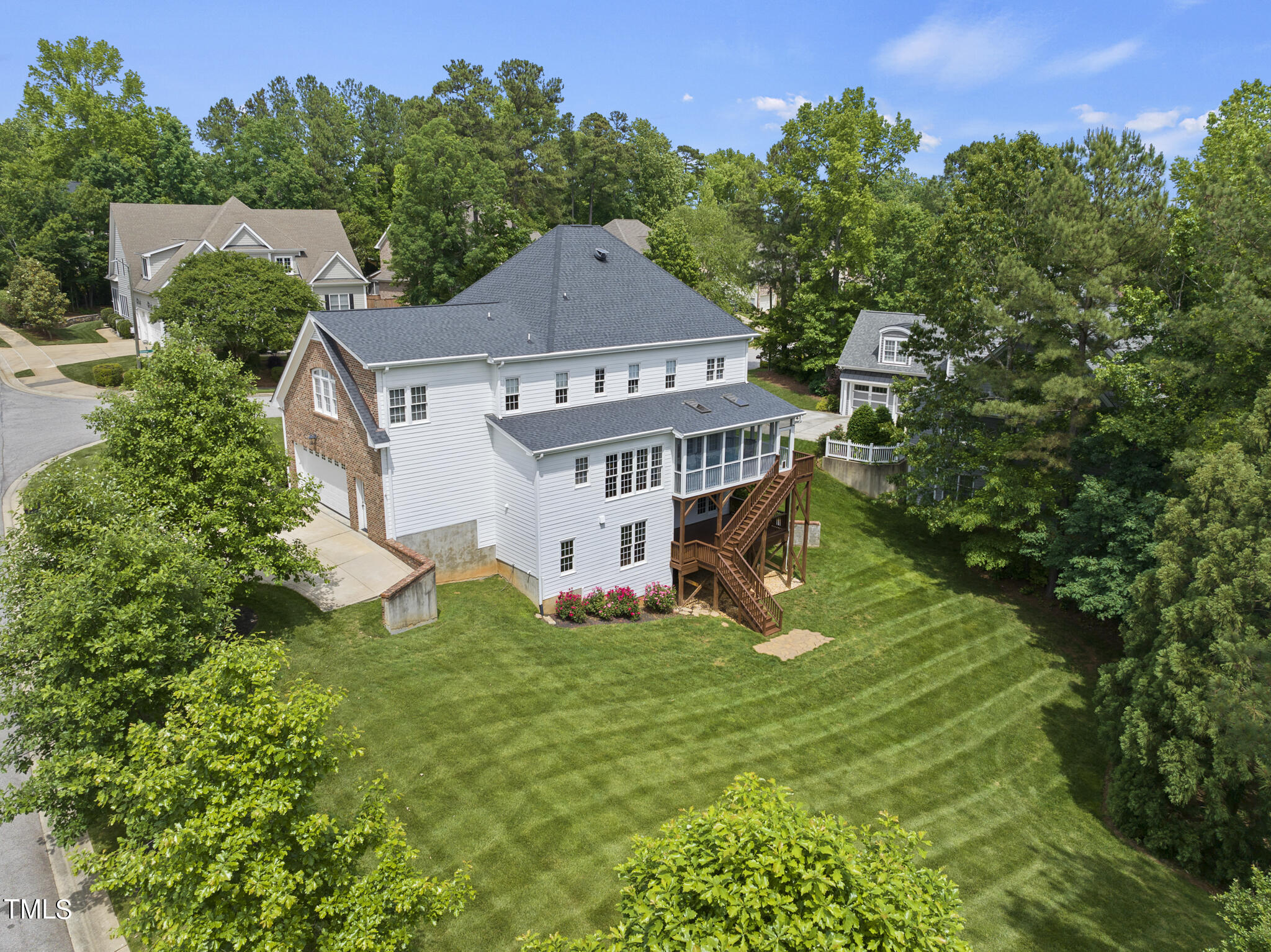 7112 Pebble Gate Drive Raleigh, NC 27612 - Photo 6 of 58 DJI_20240509143516_0022_D