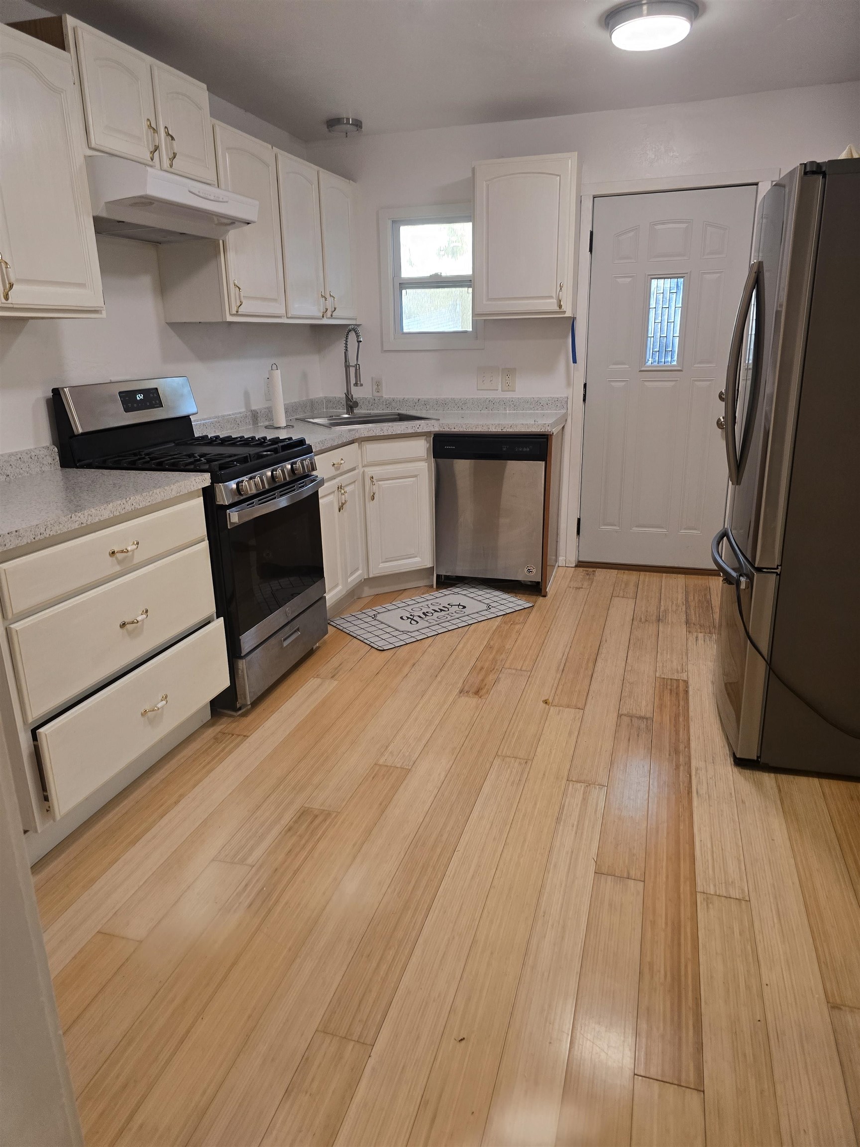 2146 Winnebago Street Madison, WI 53704 - Photo 32 of 54