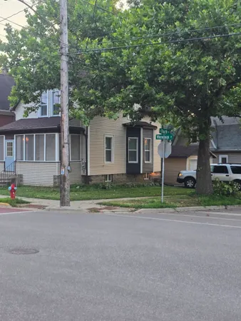 $475,000 | 2146 Winnebago Street, Madison, WI 53704