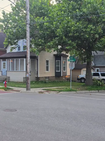 $529,000 | 2146 Winnebago Street, Madison, WI 53704