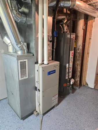 $475,000 | 2146 Winnebago Street, Madison, WI 53704