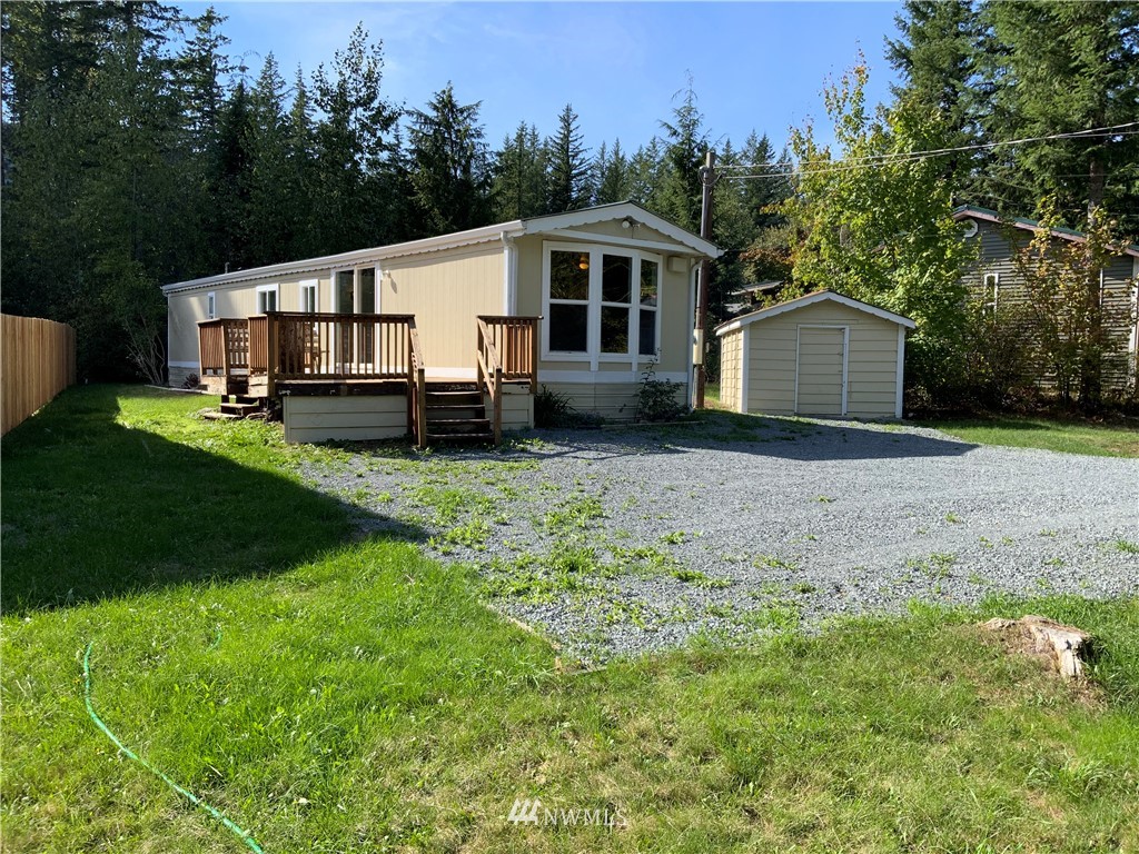 6237 Shamrock Road Maple Falls, WA 98266 - Photo 1 of 33 Gallery Image 1