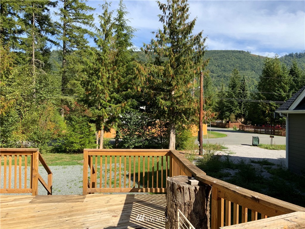 6237 Shamrock Road Maple Falls, WA 98266 - Photo 29 of 33 Gallery Image 29
