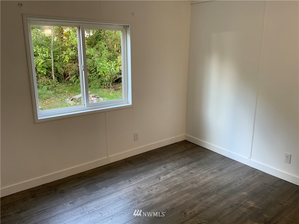 6237 Shamrock Road Maple Falls, WA 98266 - Photo 7 of 33 Gallery Image 7