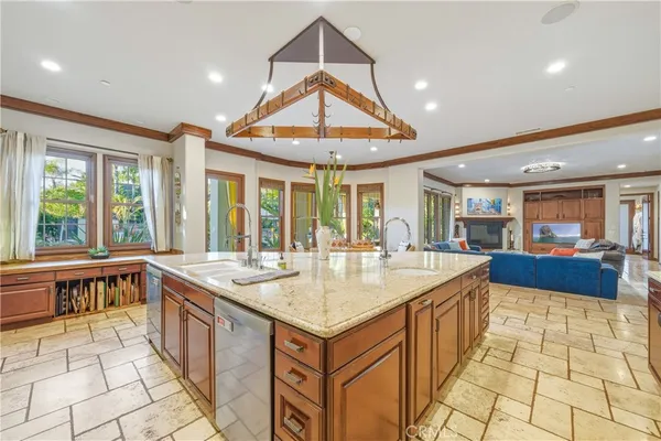 $4,850,000 | 25101 Anvil Circle, Laguna Hills, CA 92653