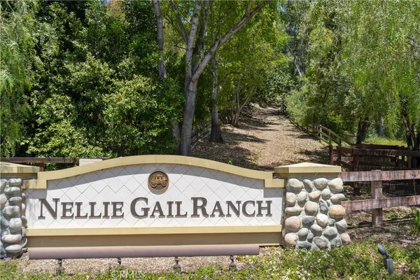 $4,850,000 | 25101 Anvil Circle, Laguna Hills, CA 92653