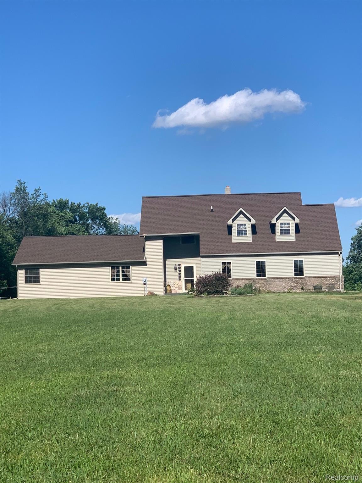 5800 Quain Road Emmett, MI 48022 - Photo 1 of 32 IMG_3421 (1).jpg