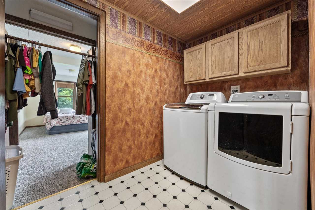 2665 Anchorage Road Northeast Solon, IA 52333 - Photo 17 of 32 Gallery Image 17