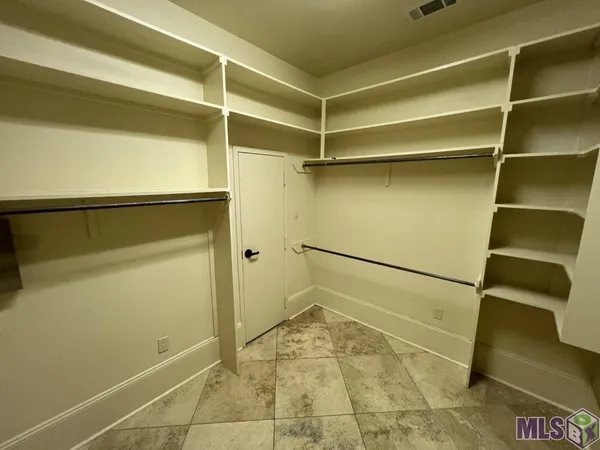 $3,850 | 17703 Shady Creek Avenue, Baton Rouge, LA 70816