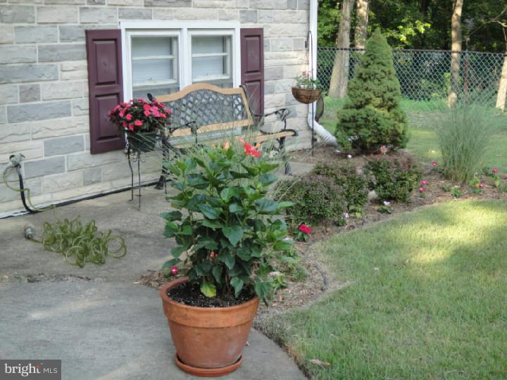 123 Ogden Road Wenonah, NJ 08090 - Photo 3 of 21 Garden