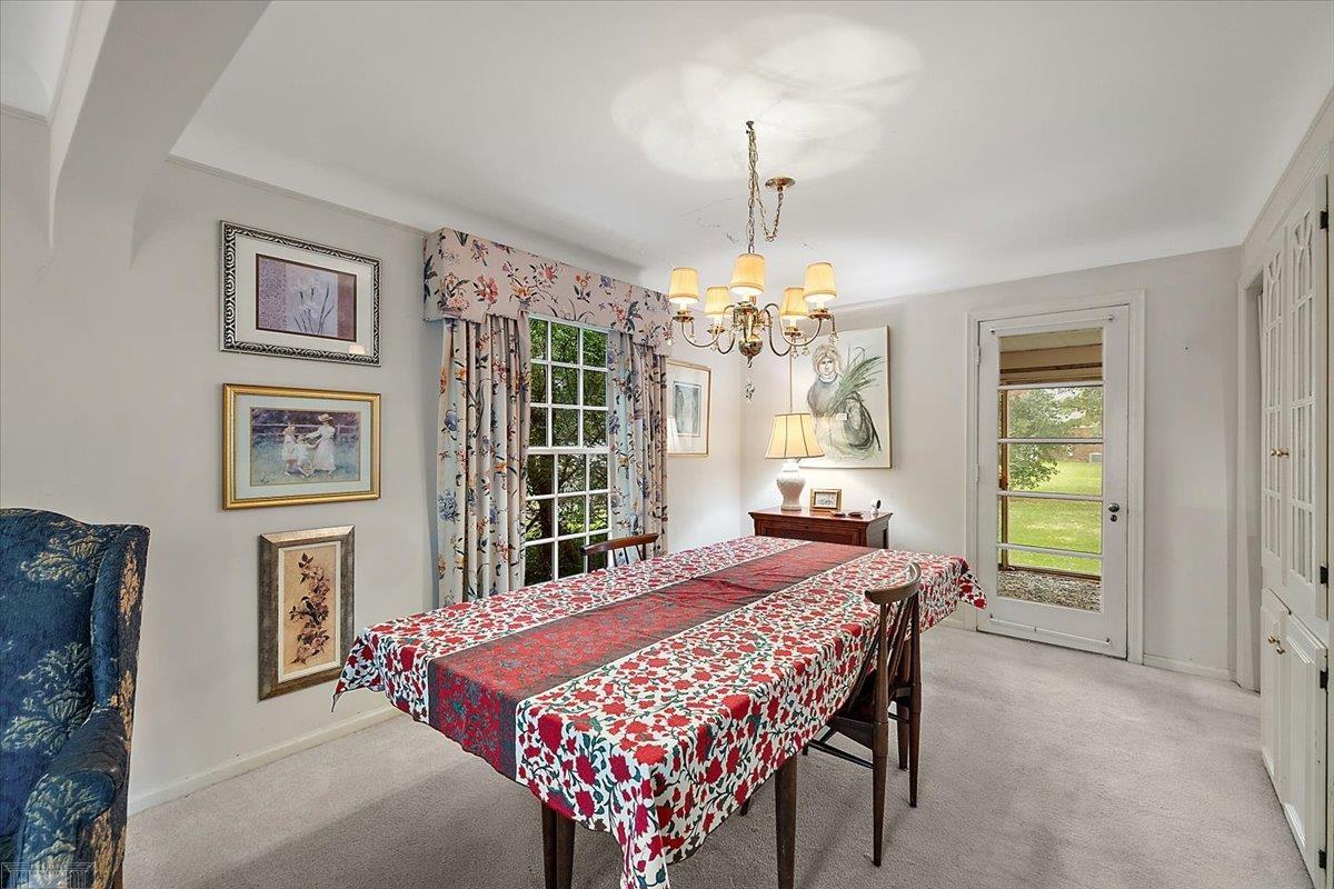 1485 Torrey Road Grosse Pointe Woods, MI 48236 - Photo 9 of 60