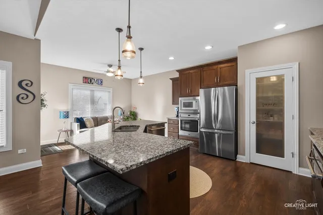 $660,000 | 509 Marty Lane, Oswego, IL 60543