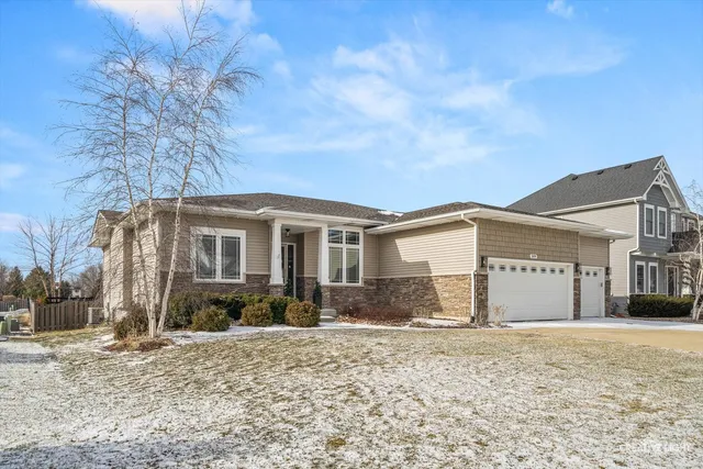 $660,000 | 509 Marty Lane, Oswego, IL 60543
