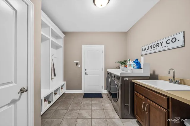 $660,000 | 509 Marty Lane, Oswego, IL 60543