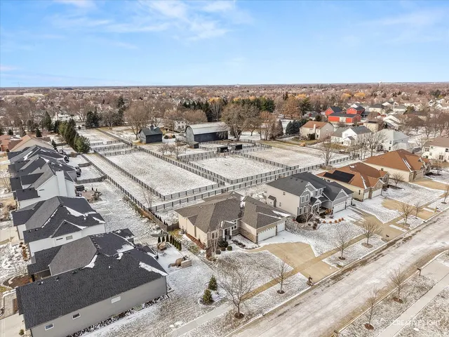 $660,000 | 509 Marty Lane, Oswego, IL 60543