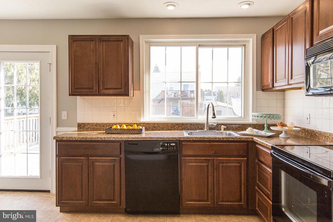 238 Pulte Road Lancaster, PA 17601 - Photo 13 of 30 Gallery Image 13