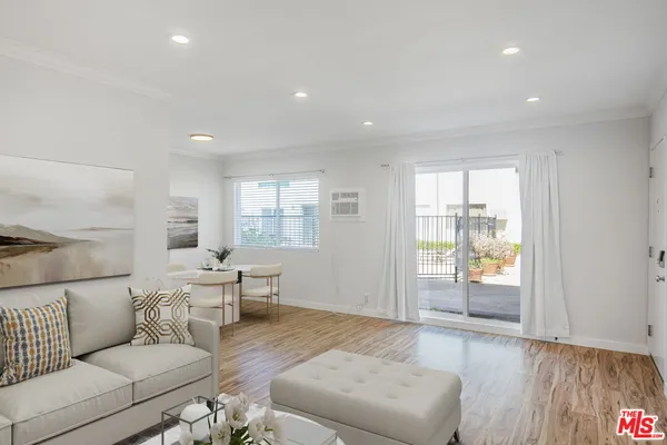 $2,245 | 4457 Murietta Avenue, Unit 3, Sherman Oaks, CA 91423