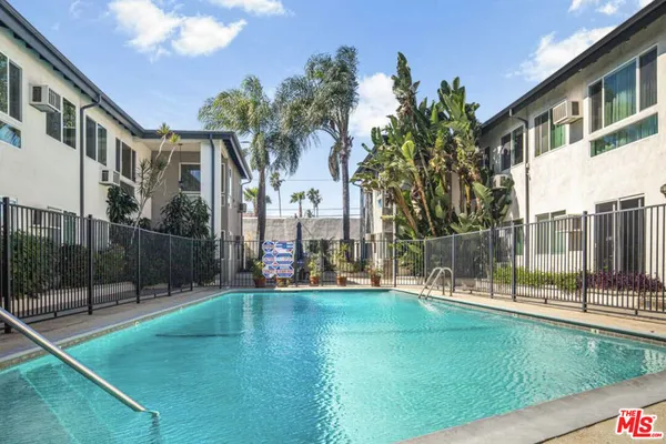 $2,245 | 4457 Murietta Avenue, Unit 3, Sherman Oaks, CA 91423