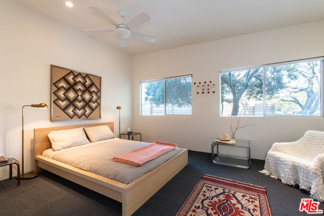 8909 Sunny Road Joshua Tree, CA 92252 - Photo 13 of 37 Gallery Image 13