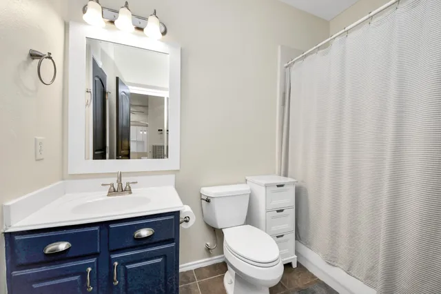 $349,900 | 20318 Mammoth Falls Drive, Tomball, TX 77375