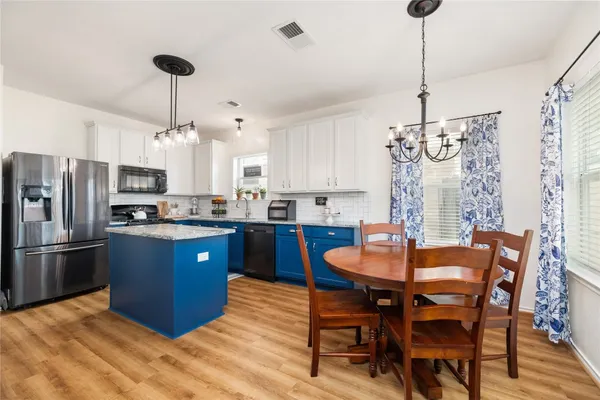 $344,900 | 20318 Mammoth Falls Drive, Tomball, TX 77375