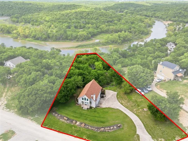 $425,000 | 268 Private Road 1758, Chico, TX 76431