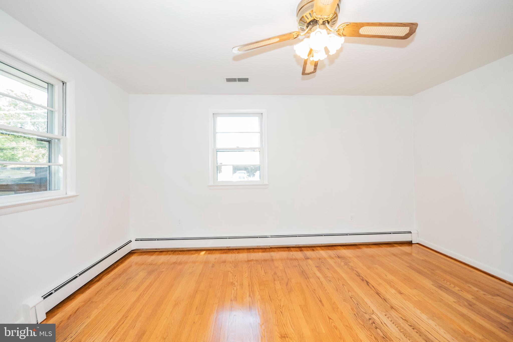 10930 Riverview Road Fort Washington, MD 20744 - Photo 16 of 64 Main Level - Primary Bedroom