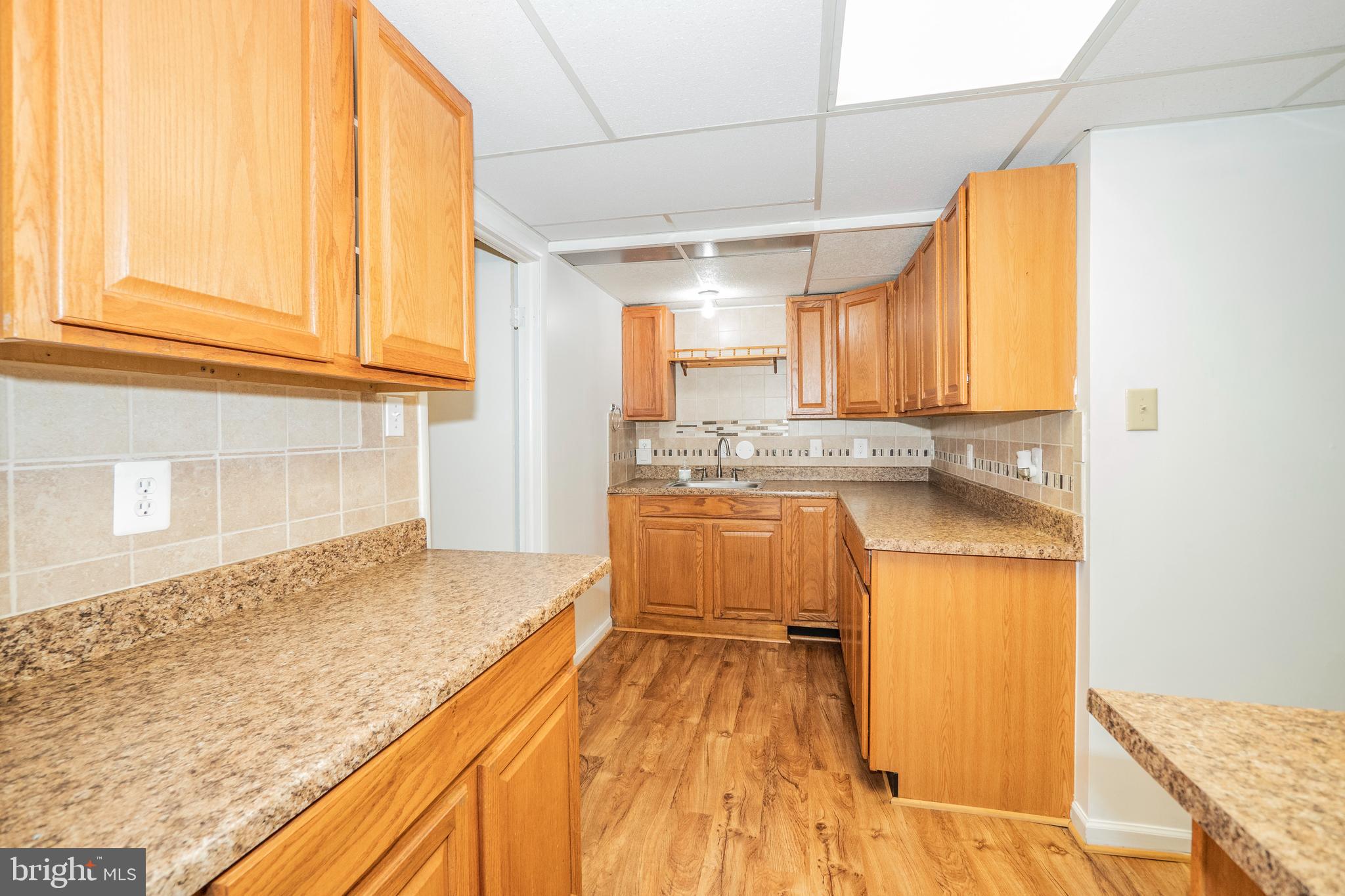 10930 Riverview Road Fort Washington, MD 20744 - Photo 35 of 64 Lower Level - Kitchenette